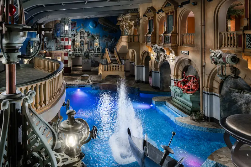 Tematický vnitřní aquapark Centrum Babylon v Liberci s hradní výzdobou