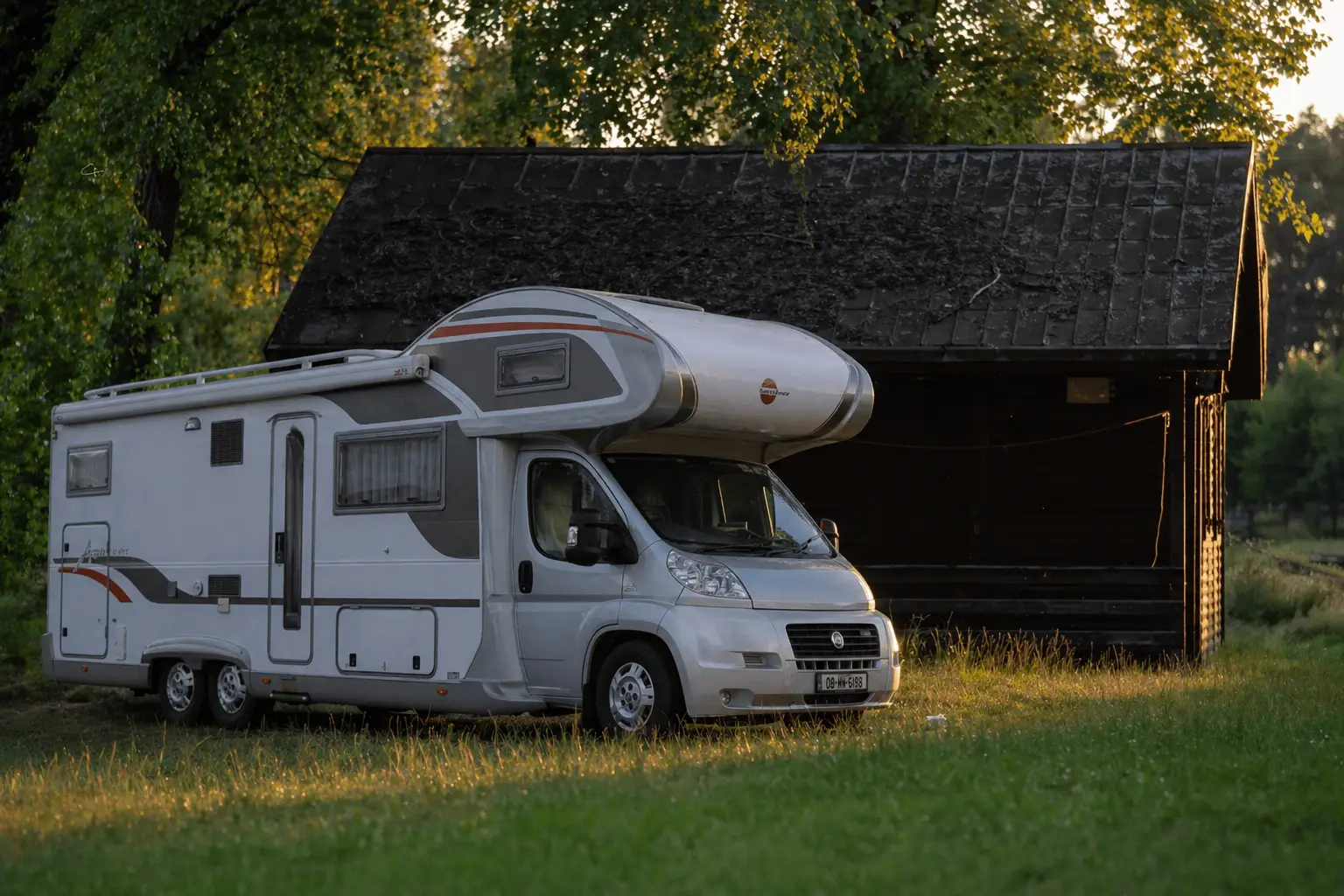 Wohnwagen-Stellplatz